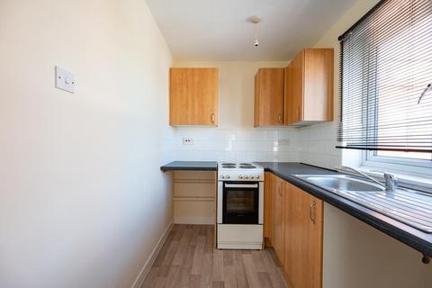 1 bedroom flat to rent, Legion Road, Hayling Island PO11