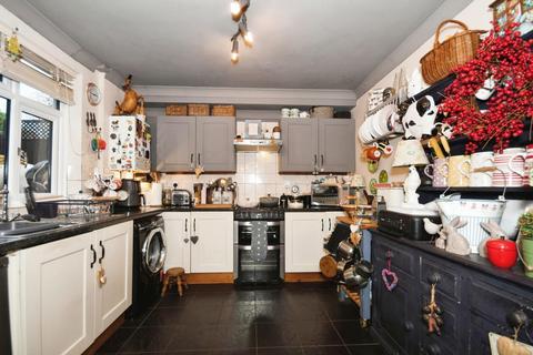 3 bedroom end of terrace house for sale, Airedale Road, Wadsley, S6