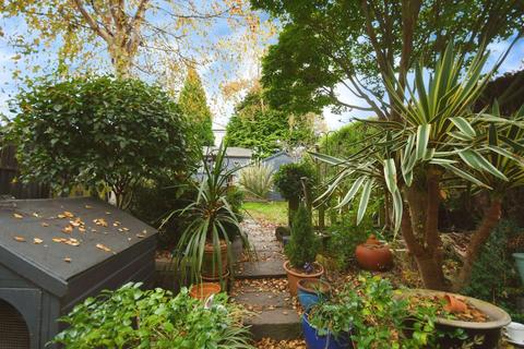 115 Airedale Road, Sheffield, S6 4AW