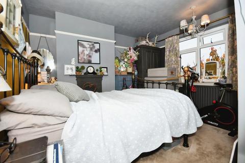 115 Airedale Road, Sheffield, S6 4AW