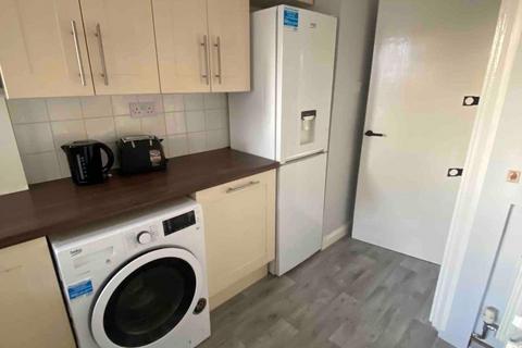 2 bedroom flat for sale, Kenton Lane, Harrow Weald, HA3