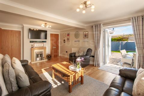 5 Richmond Park, Ystradgynlais, Swansea, SA9 1SG