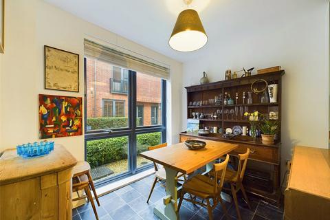 50 Friars Orchard, Gloucester, GL1 1GF