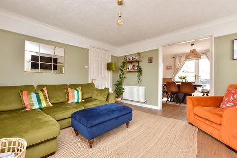 3 bedroom detached house for sale, The Weavers, Maidstone, Kent