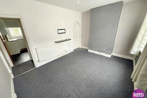 2 bedroom house to rent, Brighton Avenue, Southend On Sea