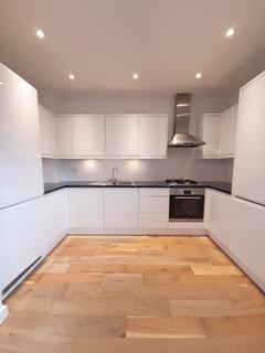 2 bedroom flat to rent, Edgware Road, London NW2