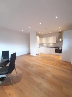 2 bedroom flat to rent, Edgware Road, London NW2