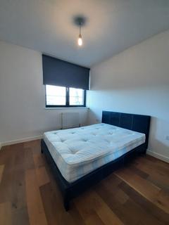 2 bedroom flat to rent, Edgware Road, London NW2