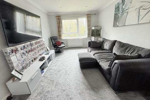 2 bedroom flat for sale, Wimborne