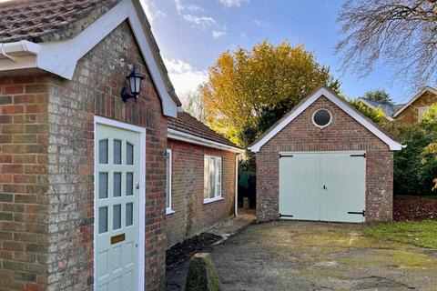 3 bedroom bungalow to rent, Noade Street, Ashmore, Salisbury, Wiltshire, SP5