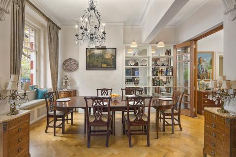 3 bedroom flat for sale, Queen'S Gate South Kensington SW7