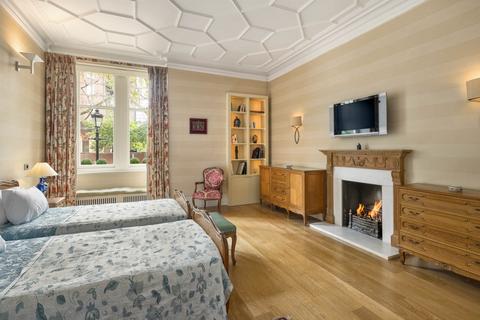 3 bedroom flat for sale, Queen'S Gate South Kensington SW7