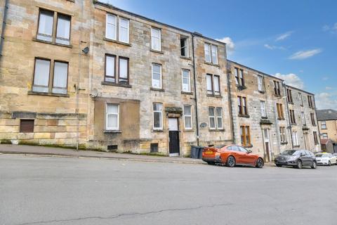 2 bedroom flat to rent, Murdieston Street, Inverclyde, Greenock, PA15