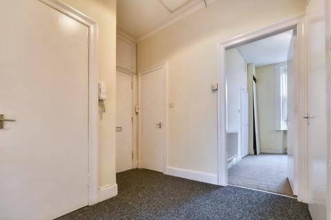 2 bedroom flat to rent, Murdieston Street, Inverclyde, Greenock, PA15