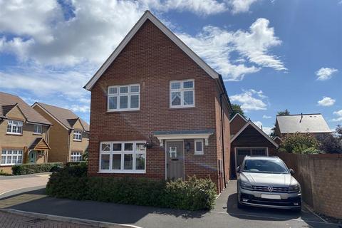 3 bedroom detached house to rent, Orchard Place, Bathpool, Taunton