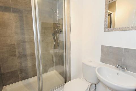 39 Bourtree Crescent, Law, Carluke, ML8 5GH