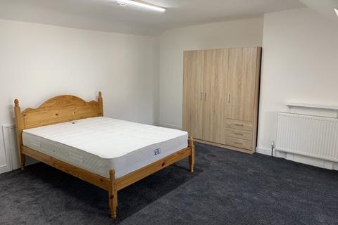 2 bedroom flat to rent, LEEDS LS3