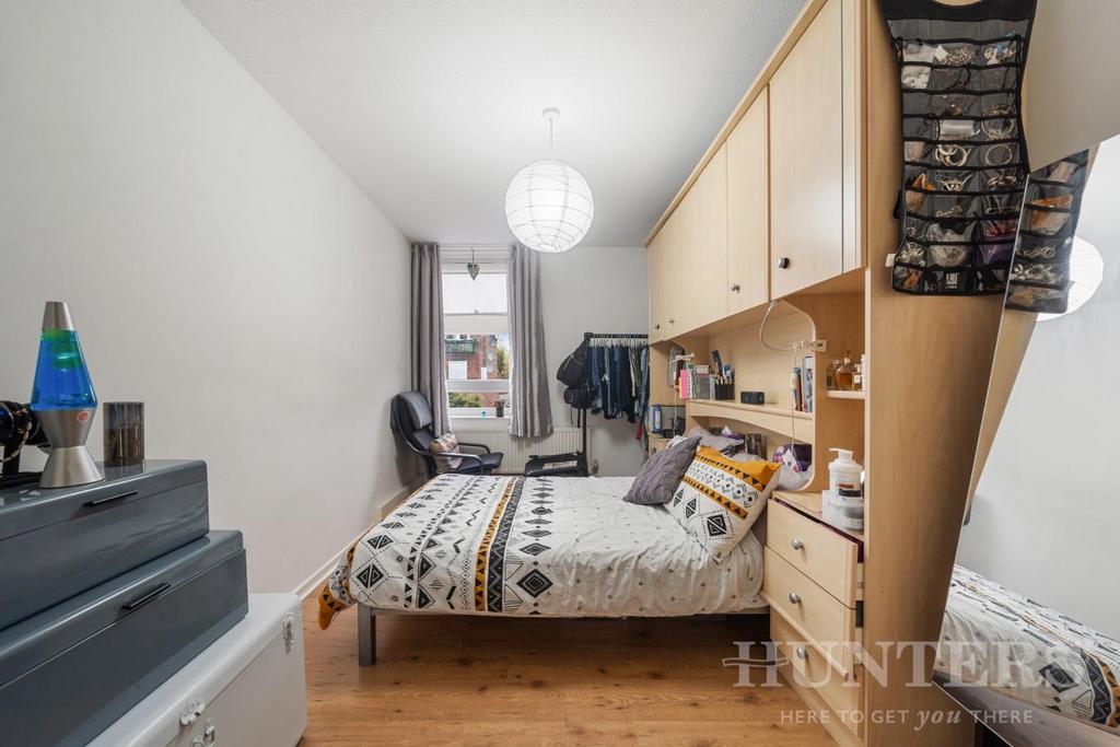 30 Kessock Close N17 9 PN-4.jpg