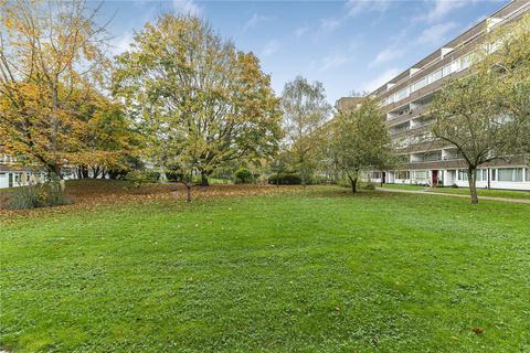 2 bedroom apartment for sale, Fair Acres, Bromley, BR2