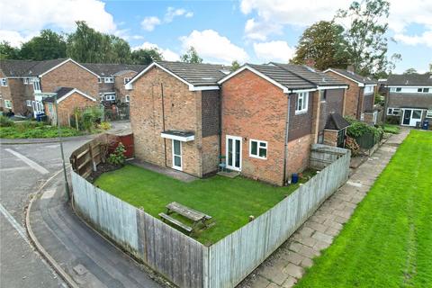 3 bedroom semi-detached house for sale, Bardsley Drive, Farnham, Surrey, GU9