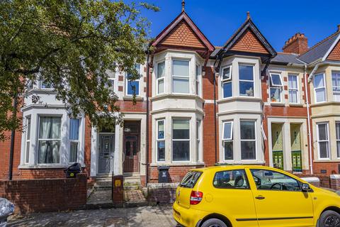 3 bedroom terraced house to rent, Amesbury Road, Cardiff CF23