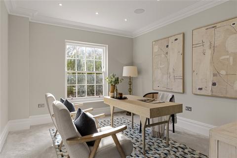 undefined, Woodside Road, Cobham, Surrey, KT11