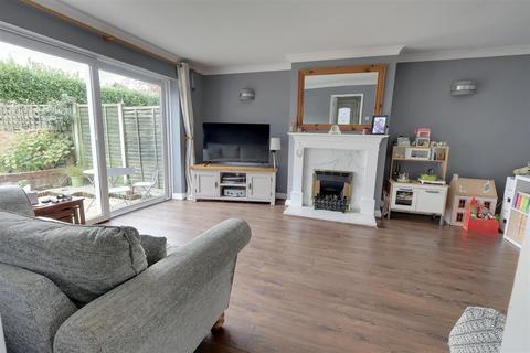 3 bedroom semi-detached house for sale, Pinemount Road, Hucclecote, Gloucester