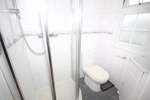 1 bedroom flat to rent, Sudbury Heights Avenue, Greenford, Middlesex, UB6