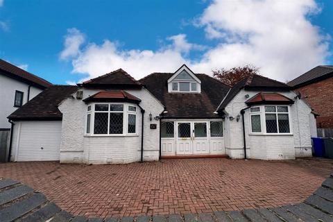 5 bedroom detached bungalow to rent, Cranleigh Drive, Brooklands, Sale