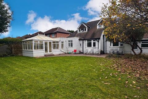 5 bedroom detached bungalow to rent, Cranleigh Drive, Brooklands, Sale