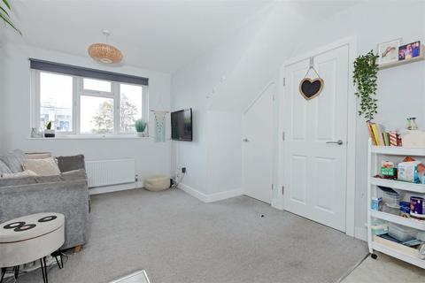 1 bedroom flat for sale, King Edward Avenue, Worthing