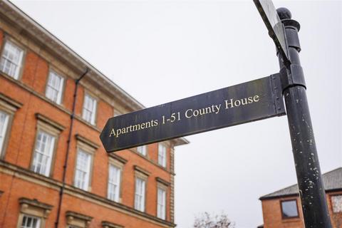 2 bedroom apartment to rent, County House, Monkgate