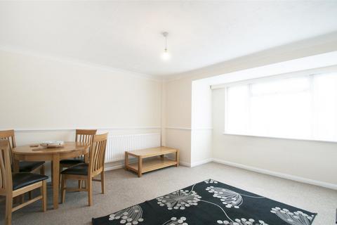 2 bedroom maisonette for sale, Hermitage Close, Slough