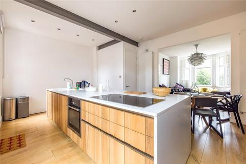 4 bedroom house to rent, Wallingford Avenue, London, W10