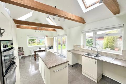 4 bedroom bungalow for sale, Apsley Crescent, Darbys Corner, Poole, BH17