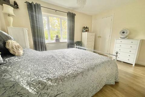 3 bedroom link detached house for sale, Neuman Crescent, Bracknell, Berkshire