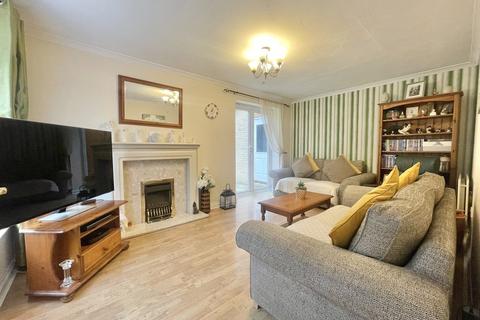 3 bedroom link detached house for sale, Neuman Crescent, Bracknell, Berkshire