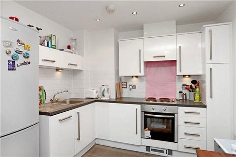 1 bedroom flat to rent, Prince Regent Road, Middx TW3