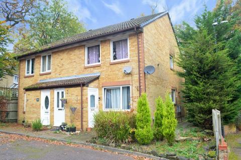 1 bedroom maisonette for sale, Chepstow Close, Pound Hill, RH10