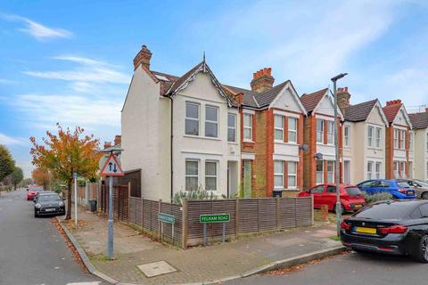 2 bedroom flat to rent, Pelham Road, Beckenham