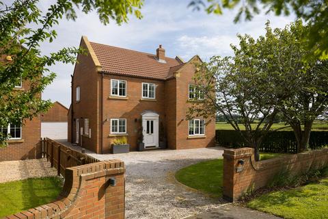 4 bedroom house for sale, Field House, Askham Bryan, York