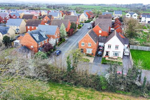 4 bedroom detached house for sale, Lotus Drive, Bridgwater.