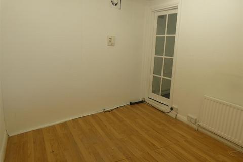 Office to rent, Princes Lane, London N10