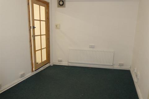 Office to rent, Princes Lane, London N10