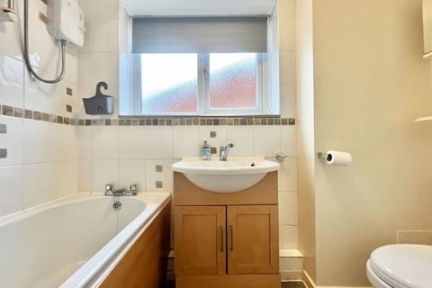 24 Tudor Close, Paignton, TQ4 7RF