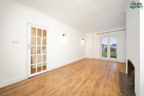 16 Hawkdene, London, E4 7PF