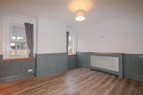 3 bedroom end of terrace house to rent, St Johns Road, Wallingford OX10