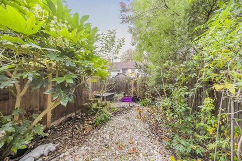 1 Stanley Gardens, Mitcham, CR4 2BS