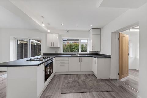 577 Winwick Road, Warrington, WA2 8QE