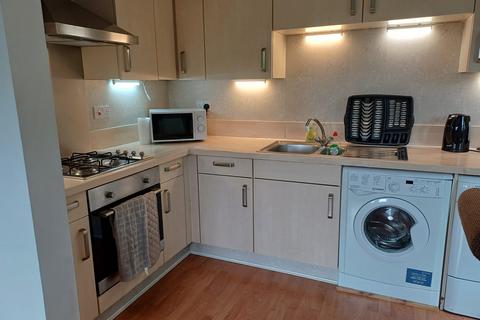 2 bedroom apartment to rent, Shields Road, GLASGOW G41